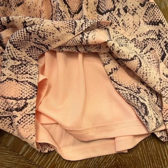 Blue Blush Light Pink Romper - Picture 8 of 8